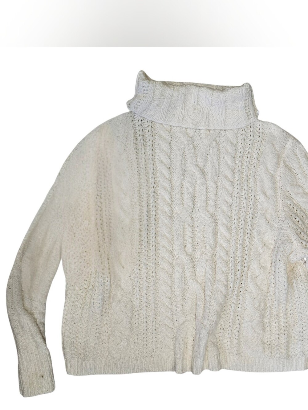Yummy Sweater Co. Cream Chunky Cable Knit Turtleneck Sweater Size Small